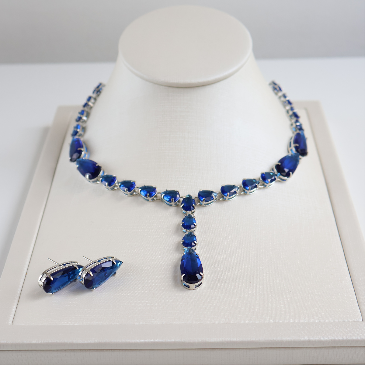 Kit Colar e Brinco - Cristal Azul - Prateado