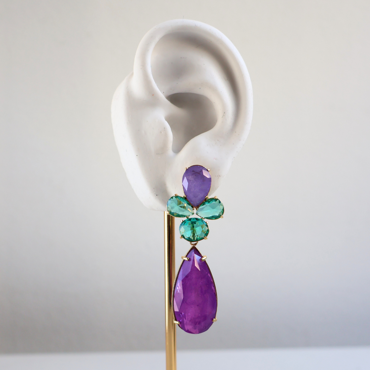 Brinco Dourado e Cristal Roxo e Verde - Semijoia
