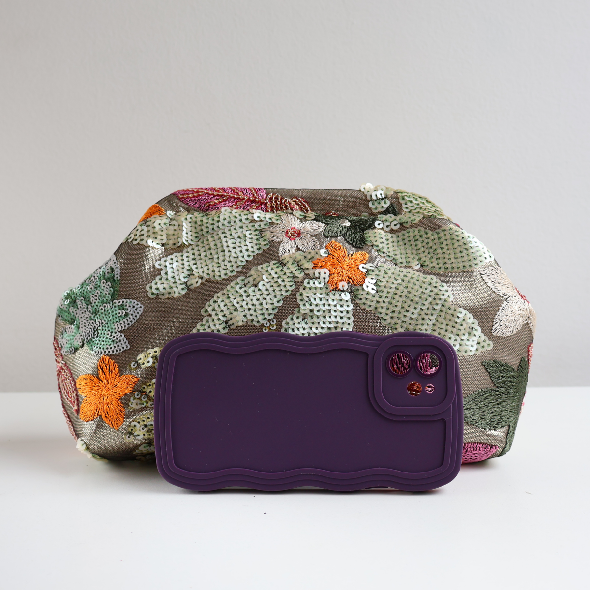 Bolsa Pouch Festa Clutch Flores Bordadas Verde Claro