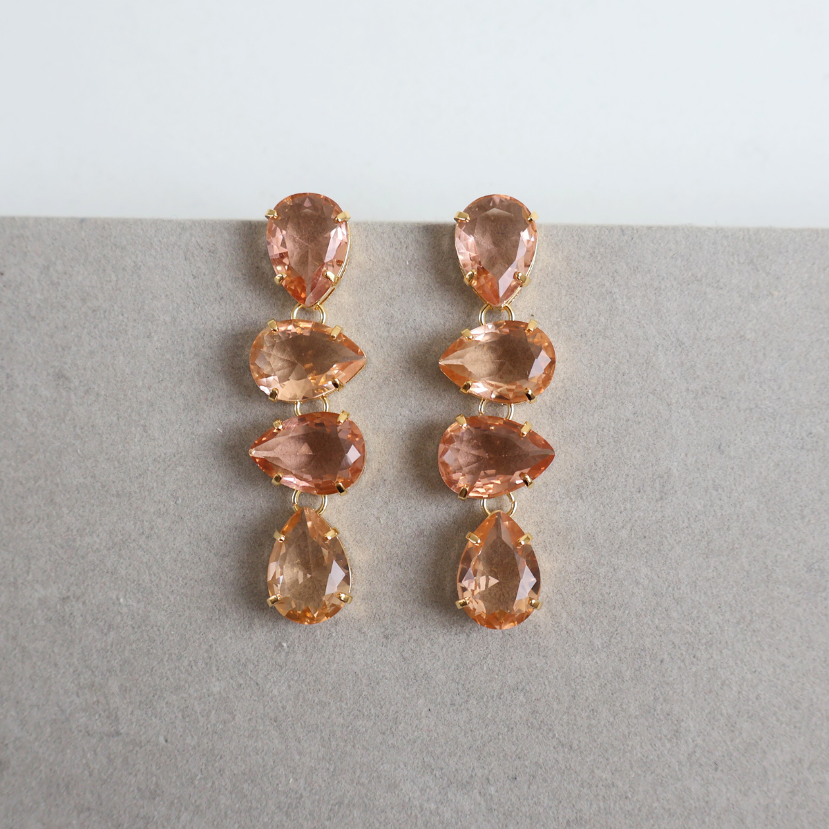 Brinco Dourado e Cristal Champagne - Semijoia