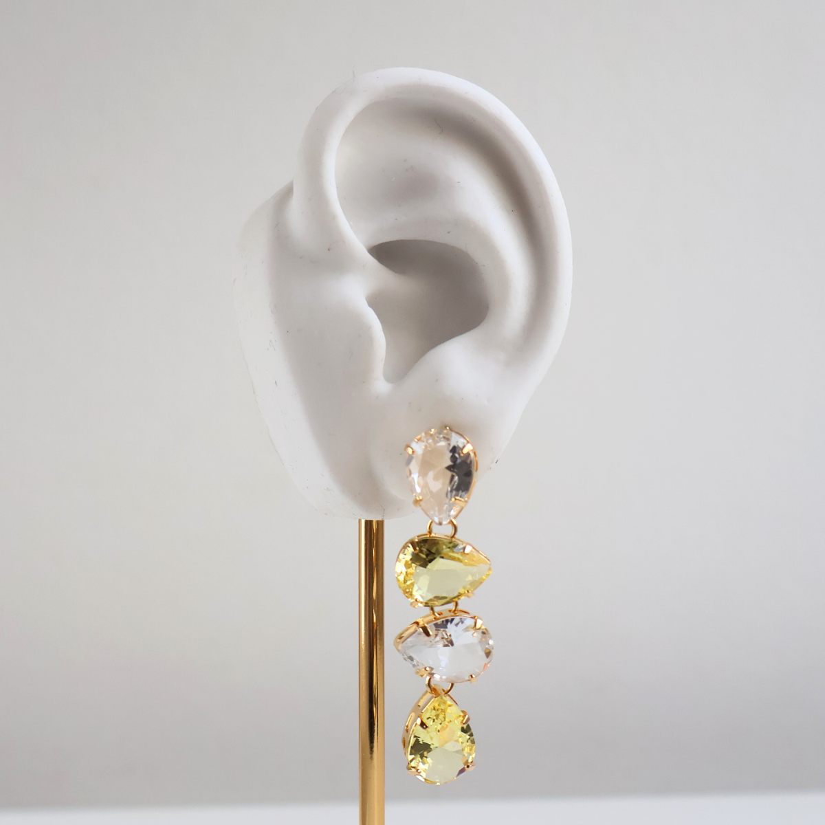 Brinco Dourado e Cristal Amarelo - Semijoia