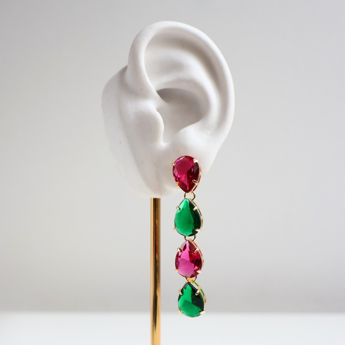 Brinco Dourado e Cristal Verde e Rosa - Semijoia