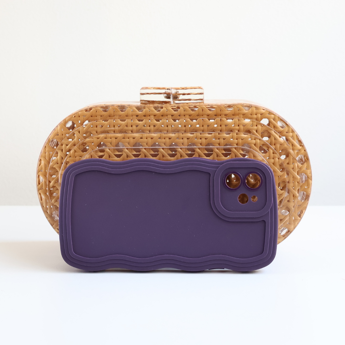 Bolsa Festa Clutch Oval Acrílico e Palha da Índia Marrom