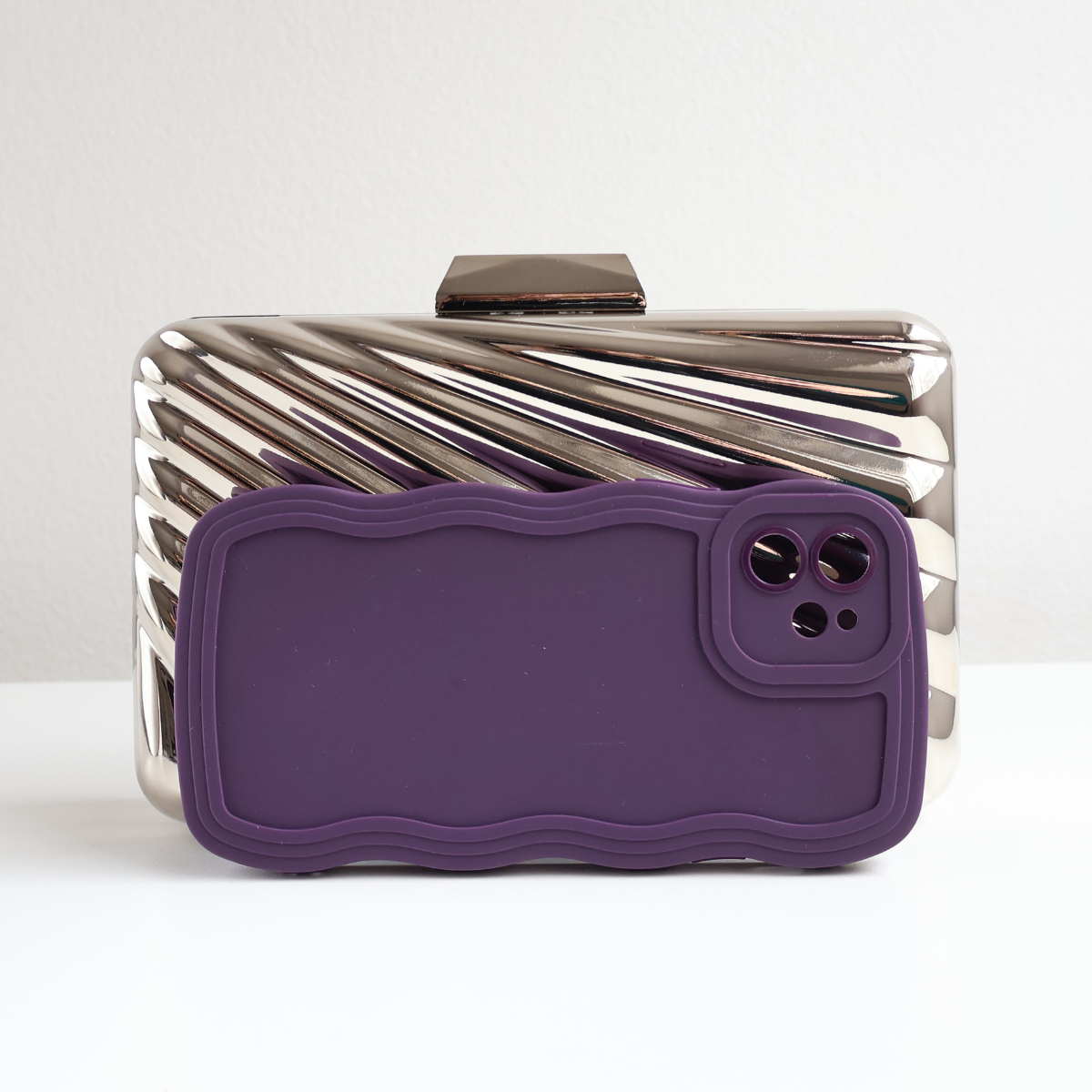 Bolsa de Festa Clutch Prateada Metalizada