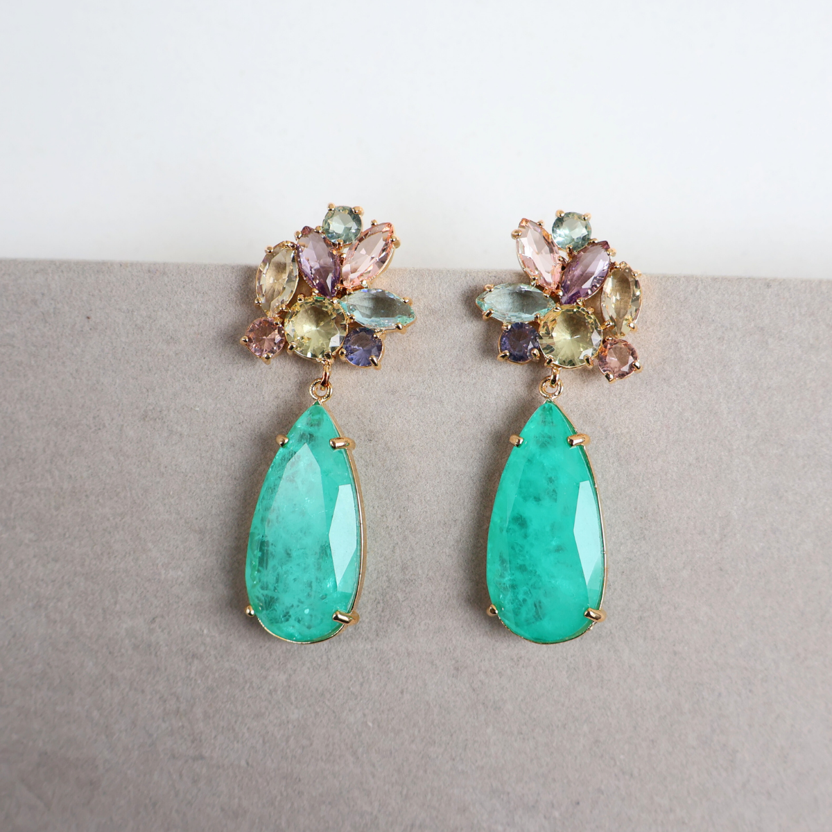 Brinco Dourado e Cristal Turquesa - Semijoia