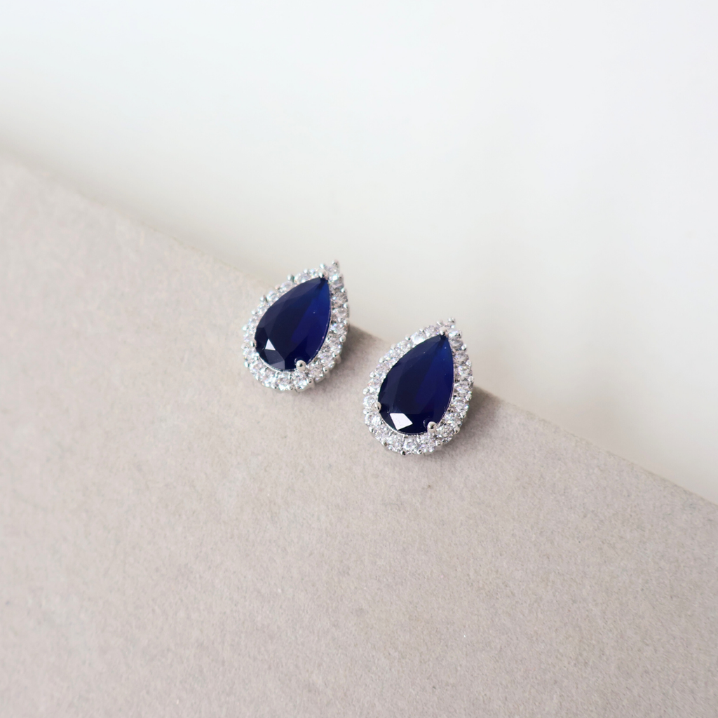 Brinco Prateado e Cristal Azul - Semijoia