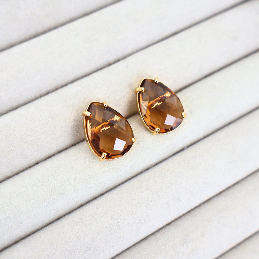 Brinco Dourado e Cristal Marrom - Semijoia