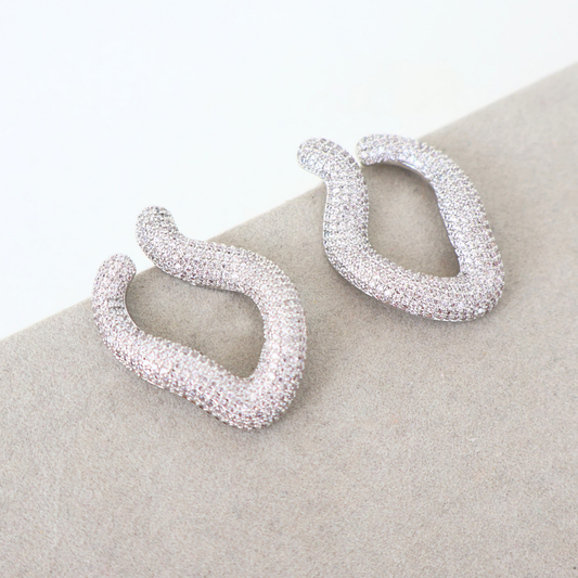 Brinco Prateado e Cristal Translúcido - Semijoia