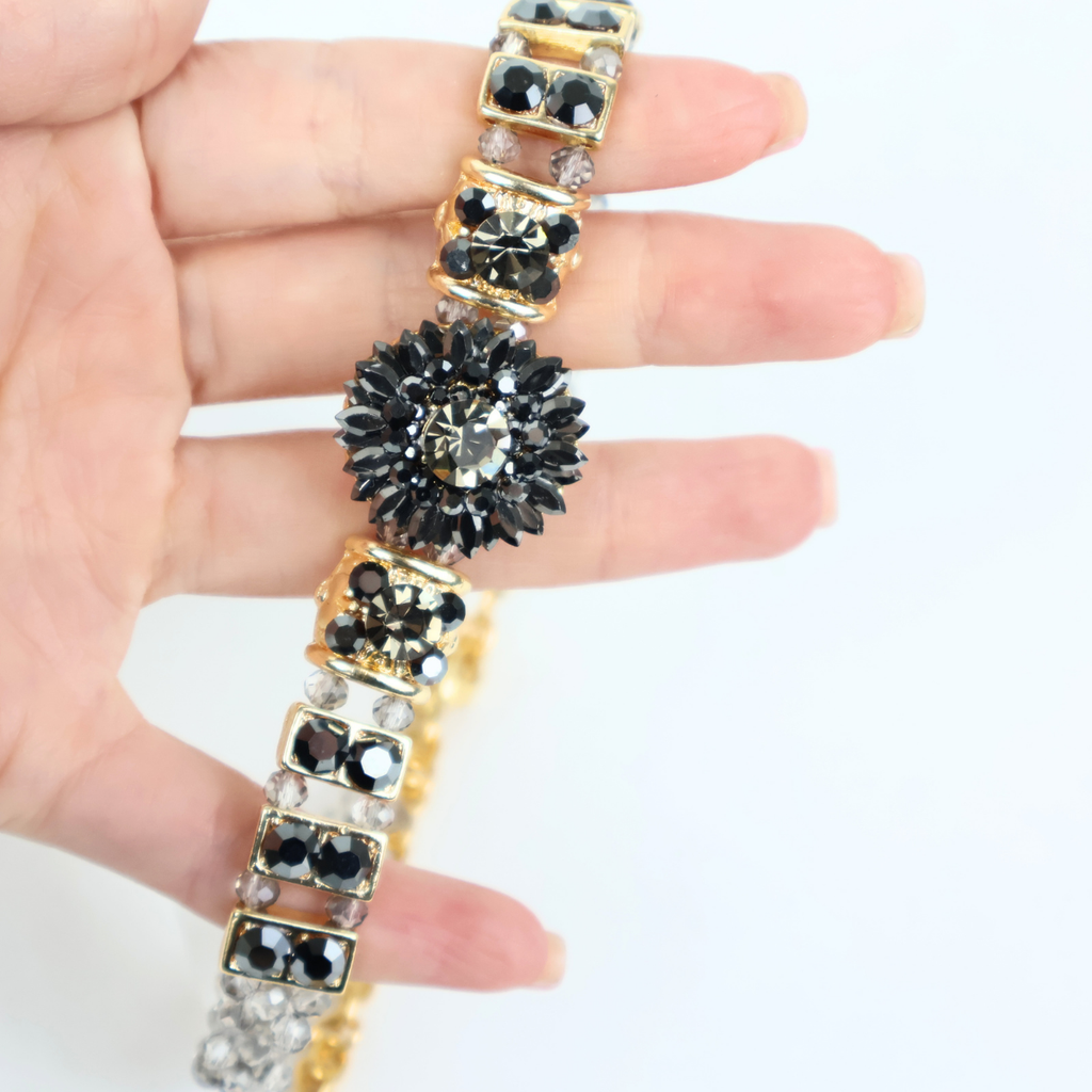 Kit Colar Choker Gargantilha e Brinco Dourado e Ônix