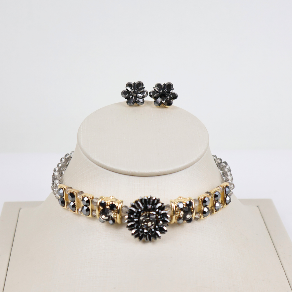Kit Colar Choker Gargantilha e Brinco Dourado e Ônix