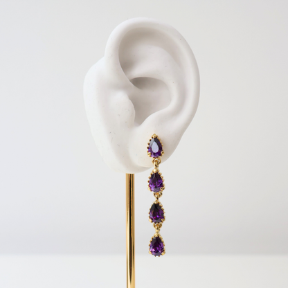 Brinco Prateado e Cristal Roxo