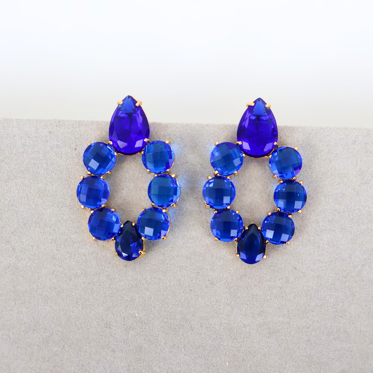 Brinco Dourado e Cristal Azul - Semijoia