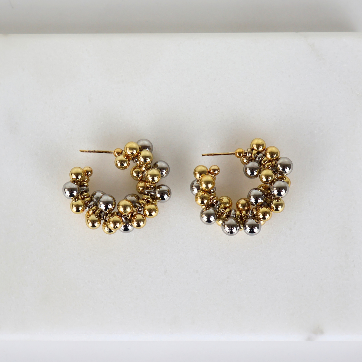 Brinco Esfera Prateado e Dourado
