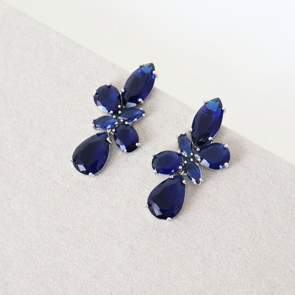 Brinco Prateado e Cristal Azul - Semijoia