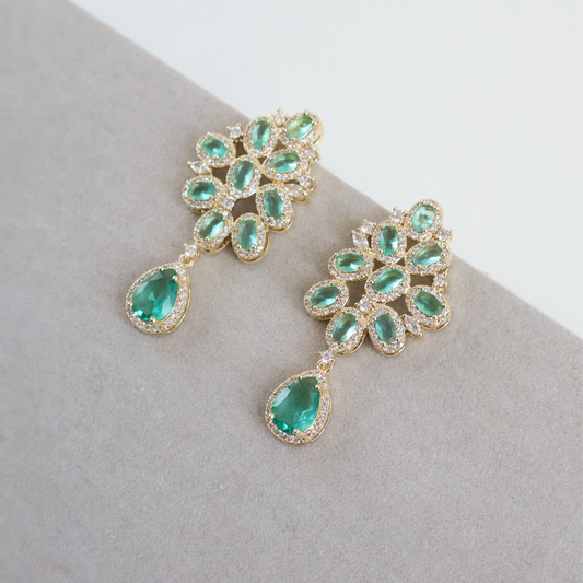 Brinco Dourado e Cristal Verde Menta - Semijoia