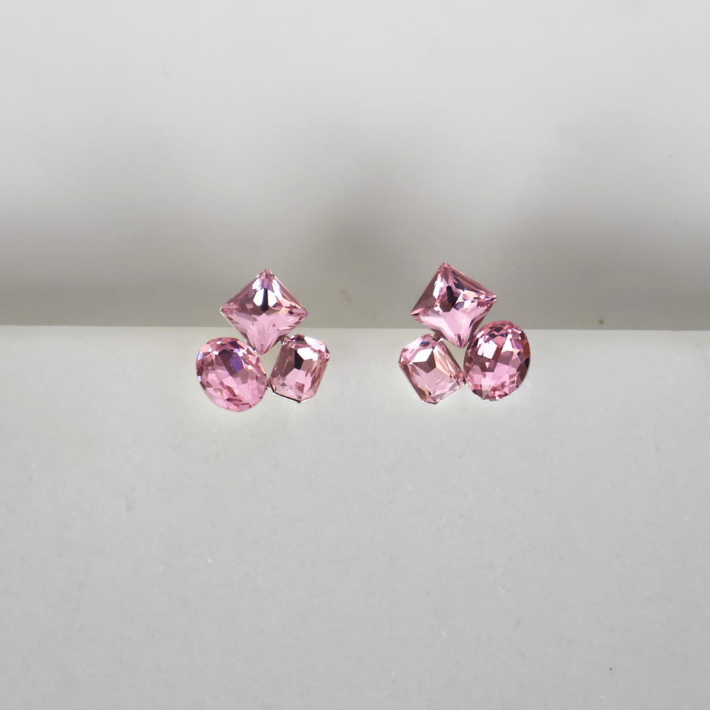 Brinco Zircônias Rosa