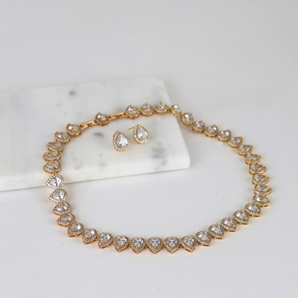 Kit Colar e Brinco Dourado e Cristal