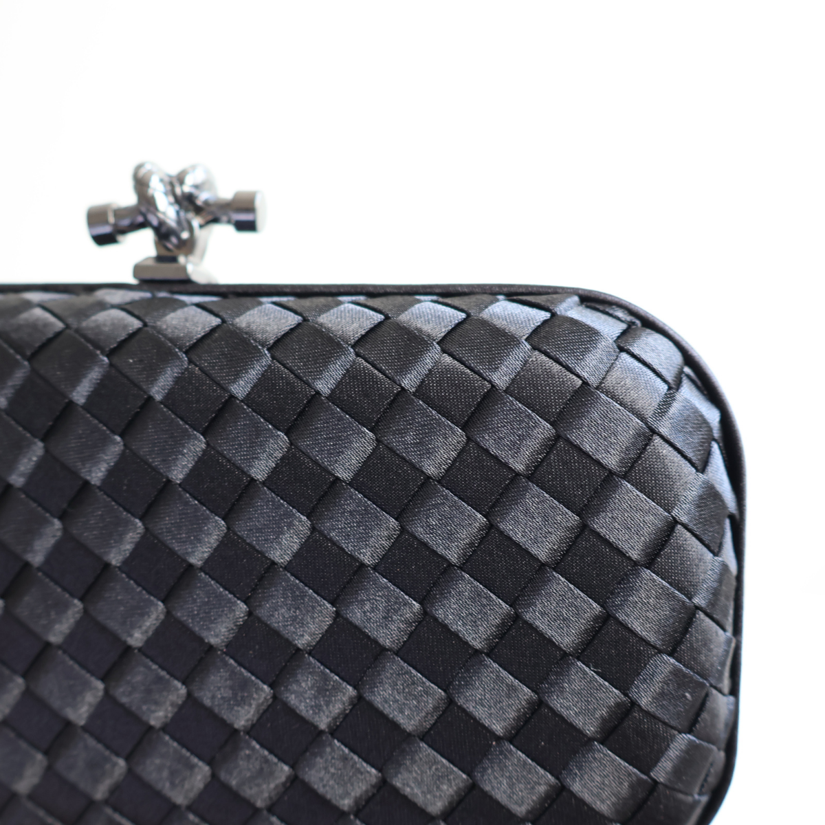Clutch Tressê Cetim Inspired Pequena Preta