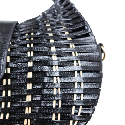 Bolsa de Mão Cesto em Vime Preta