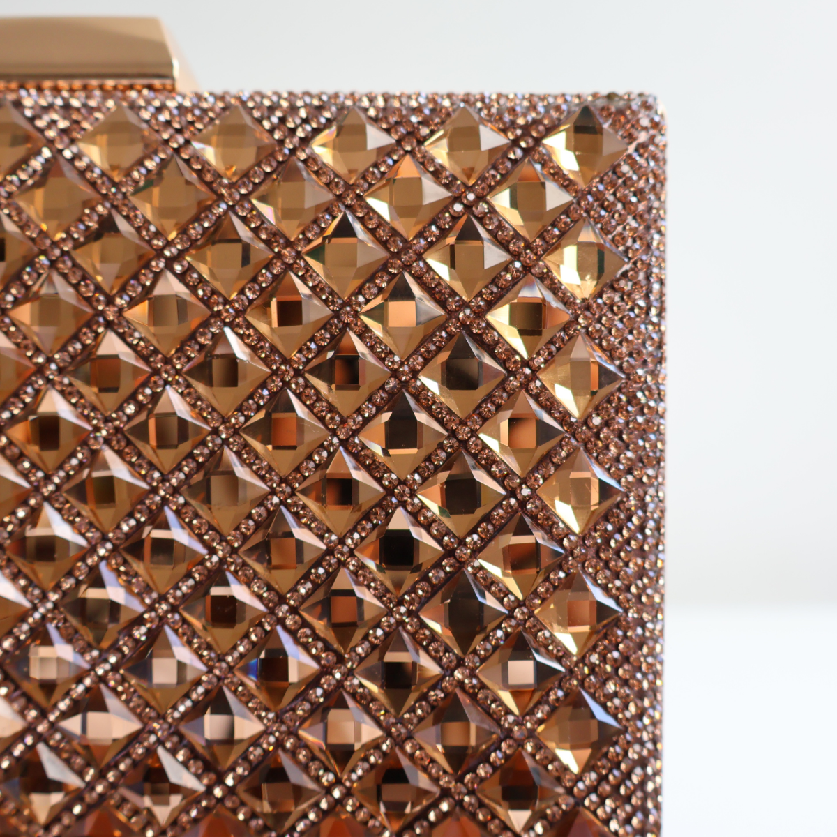 Bolsa Festa Clutch Pedraria Strass Dourada Escuro