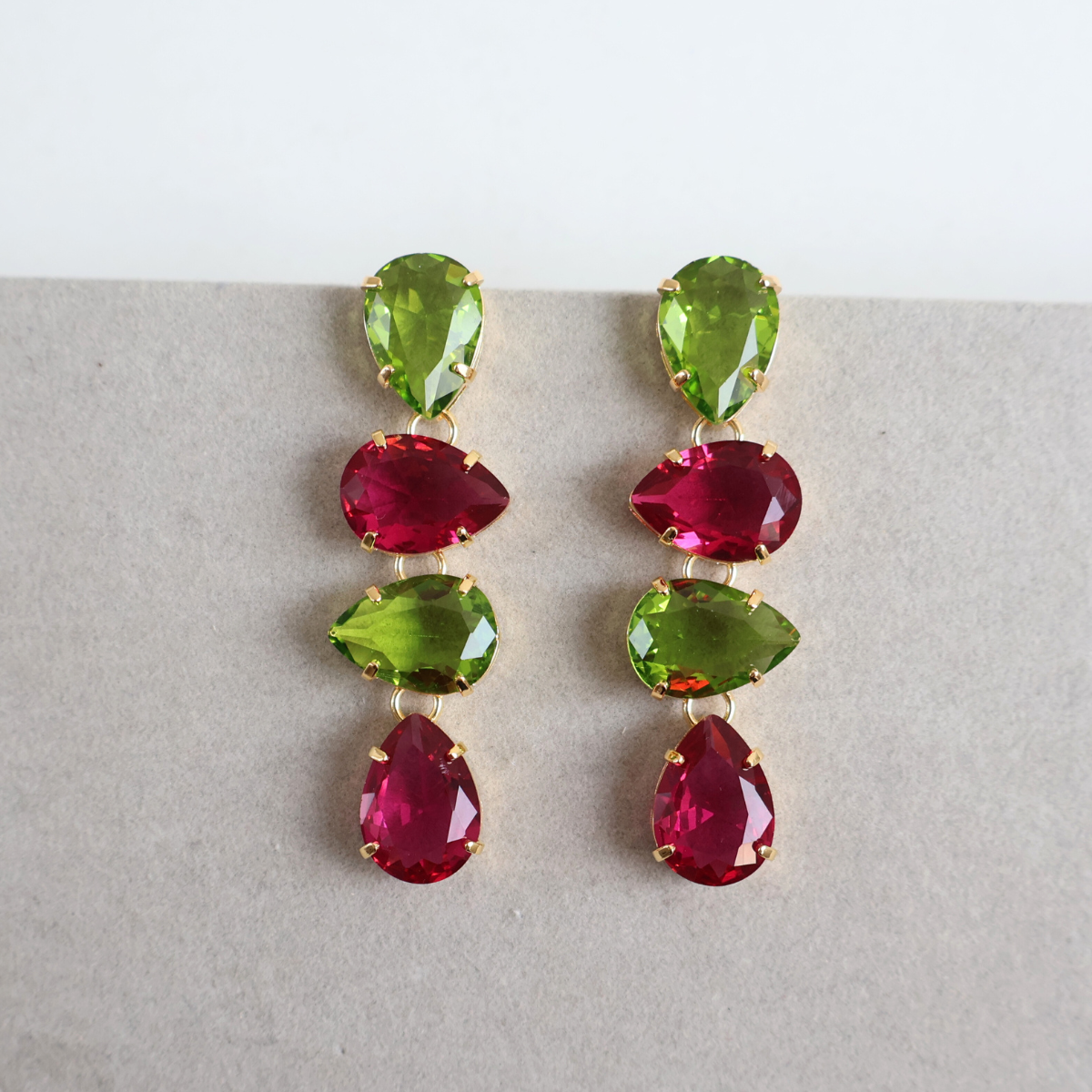 Brinco Dourado e Cristal Verde e Marsala - Semijoia