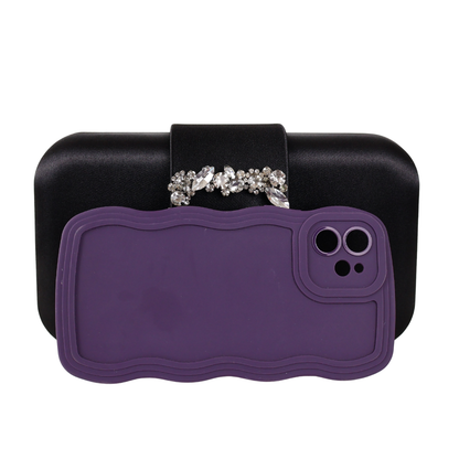 Bolsa Clutch Festa Cetim e Fecho de Pedraria Preta