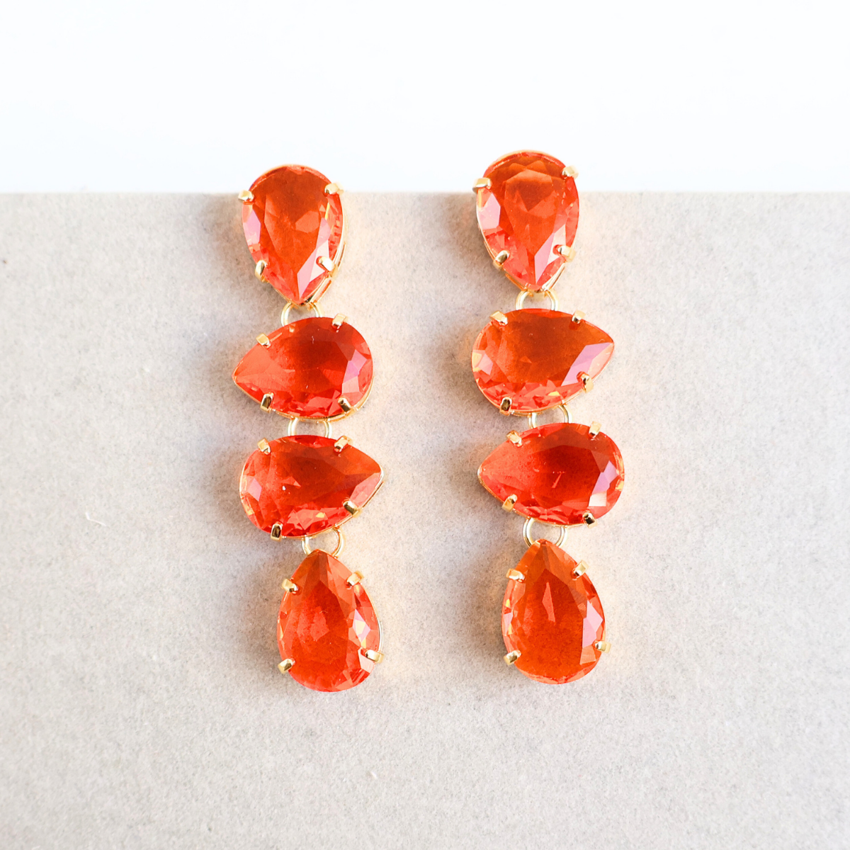 Brinco Dourado e Cristal Laranja - Semijoia