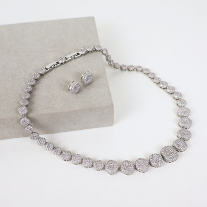 Kit Brinco e Colar - Prateado e Cristal Translúcido - Semijoia