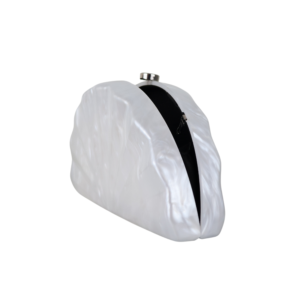 Bolsa de Festa Clutch Acrílico Perolado Meia Lua Branca