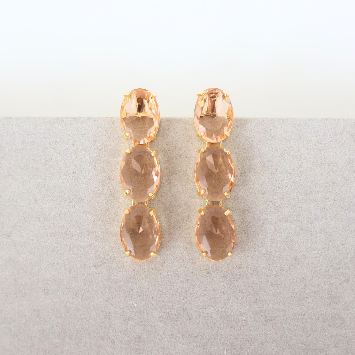 Brinco Dourado e Cristal Champagne - Semijoia