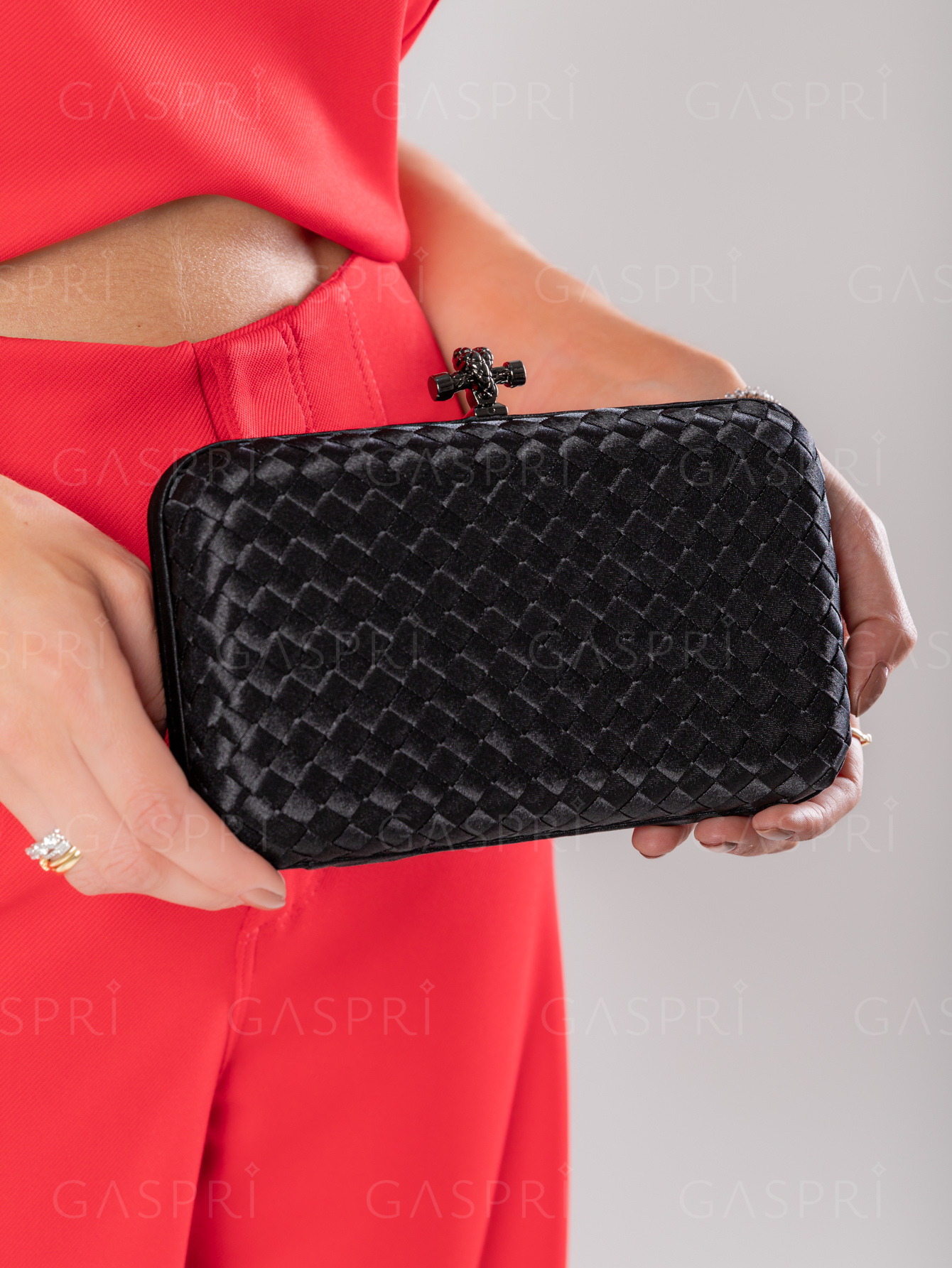 Clutch Tressê Cetim Inspired Média Preta