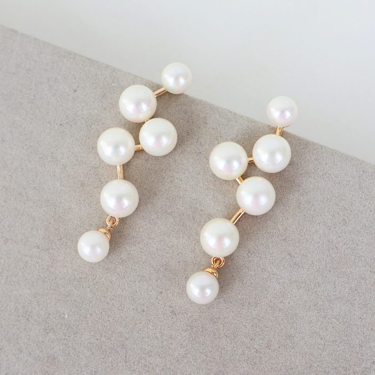 Brinco Dourado e Perola - Semijoia