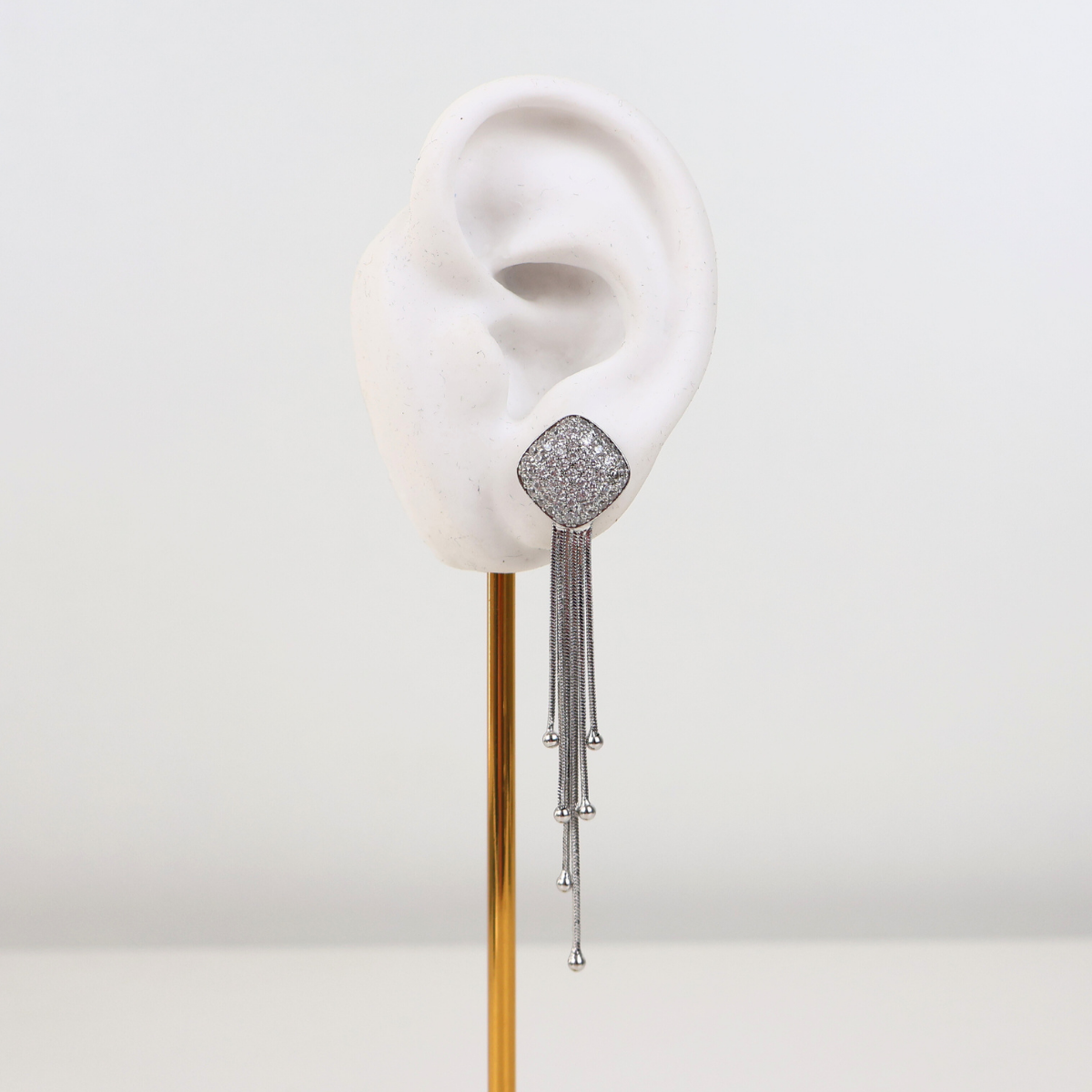 Brinco Prateado e Cristal Translúcido - Semijoia