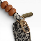 Alça de Mão - Lenço Preto e Branco