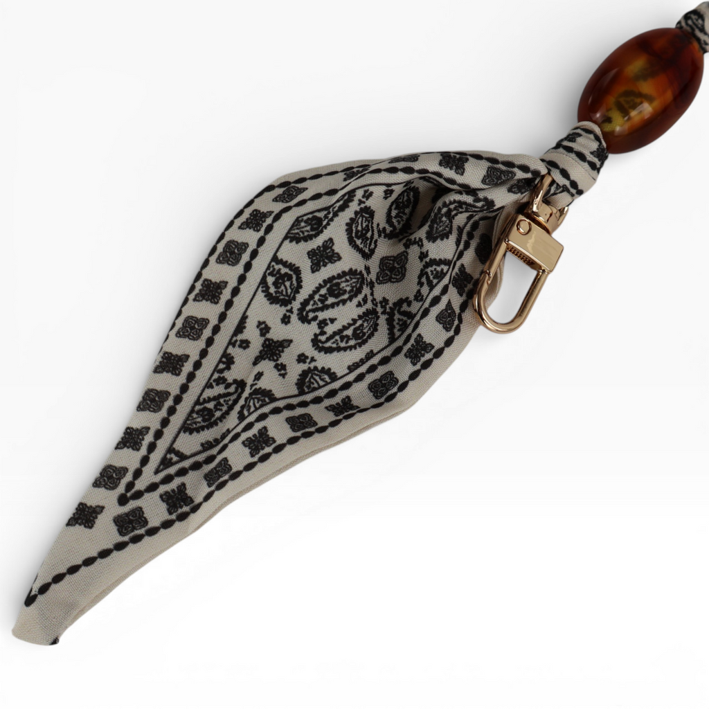 Alça de Mão - Lenço Preto e Branco