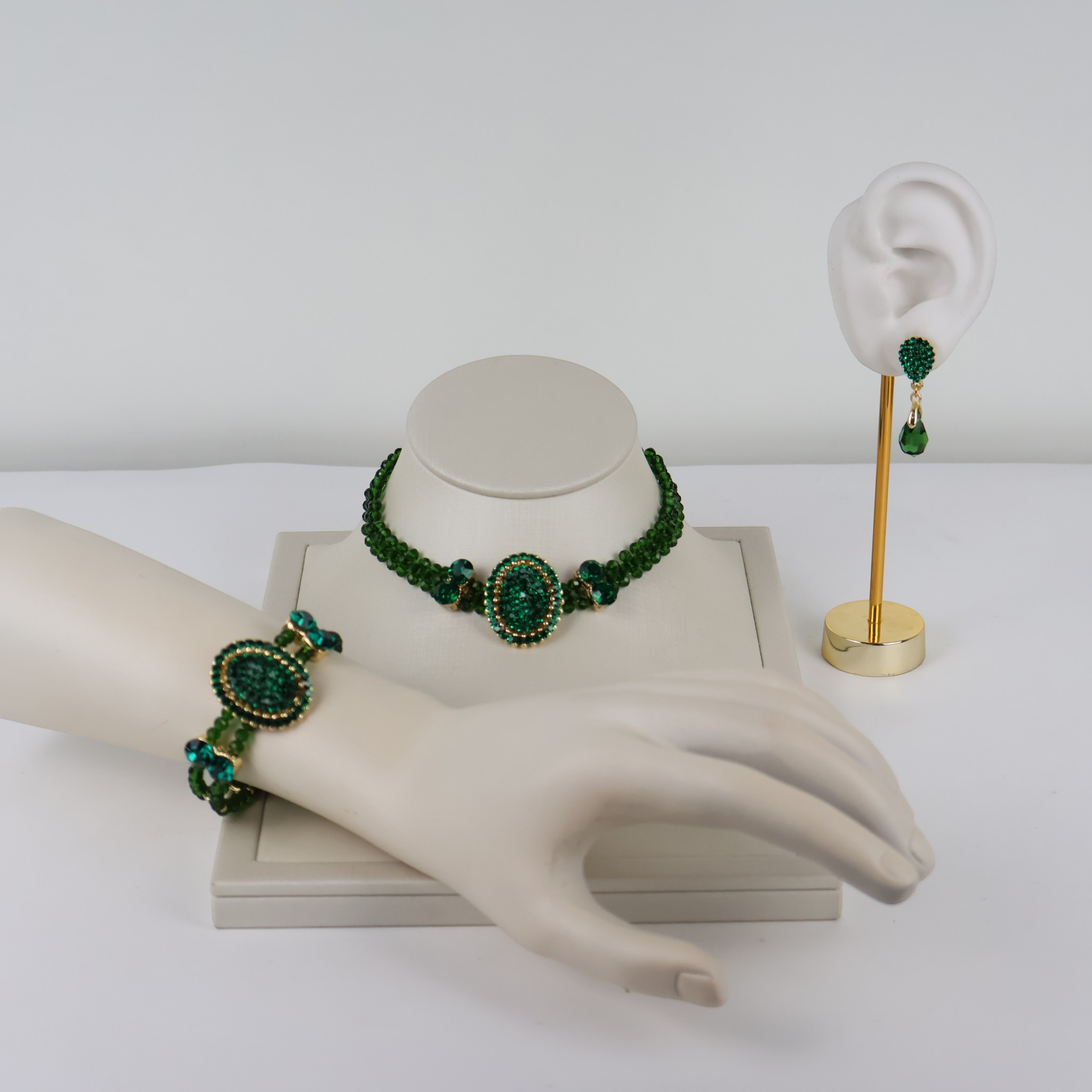 Kit Colar Bracelete e Brinco Verde