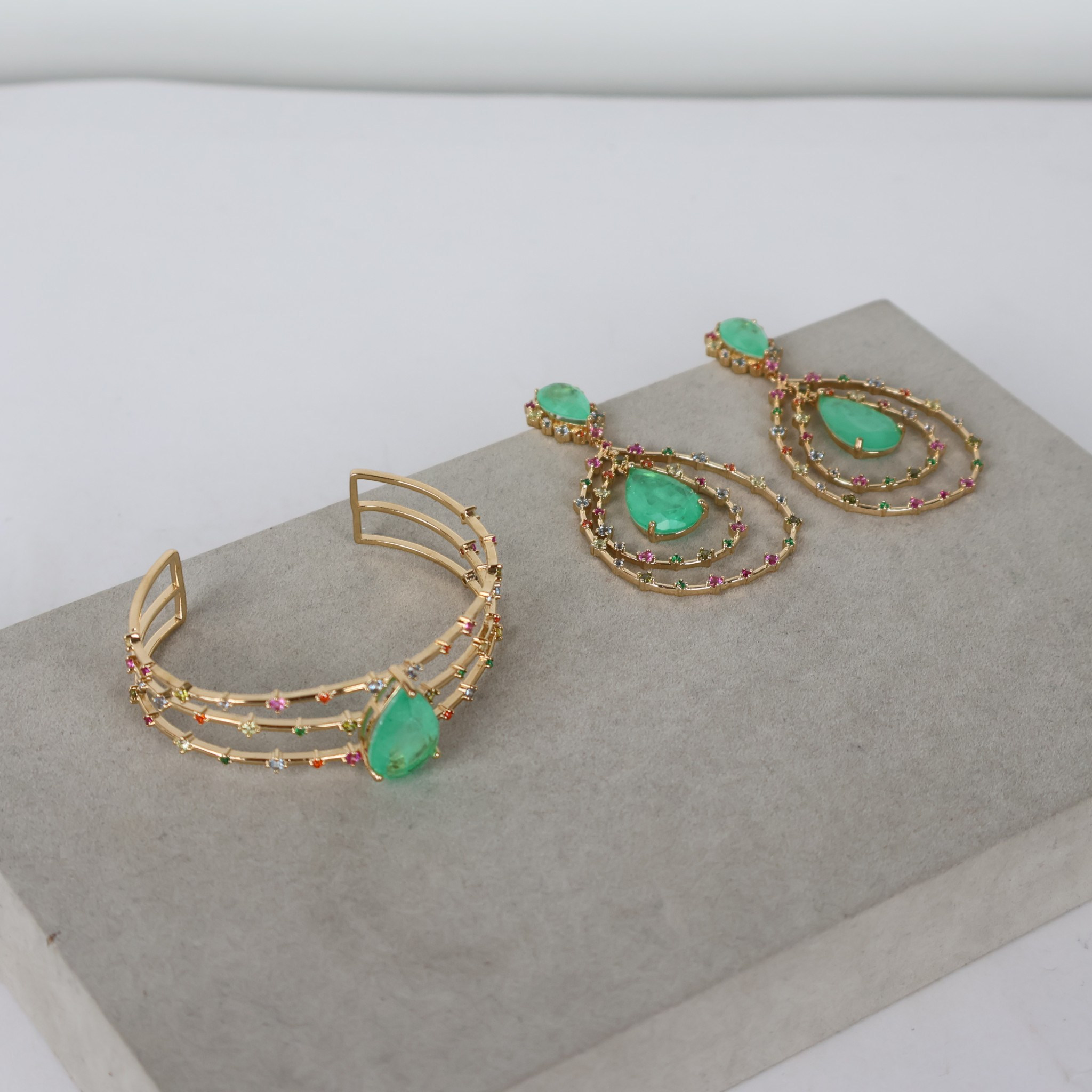 Kit Brinco e Bracelete Verde