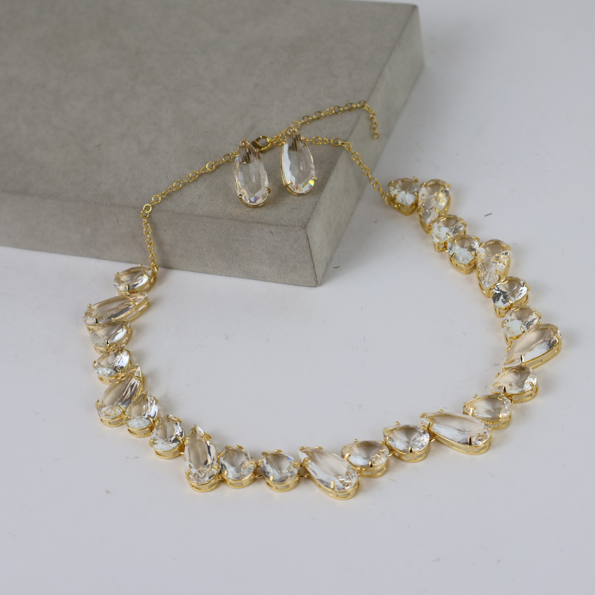 Kit Colar e Brinco Dourado