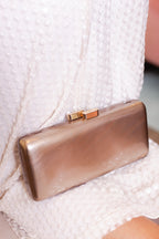 Bolsa de Festa Clutch Acrílico Perolada Marrom - ReUse