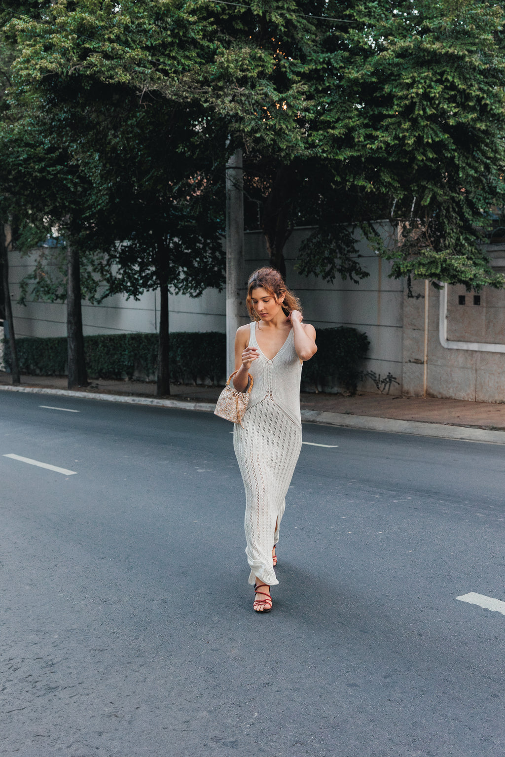 Bolsa Festa Clutch Pouch Pedraria Bege