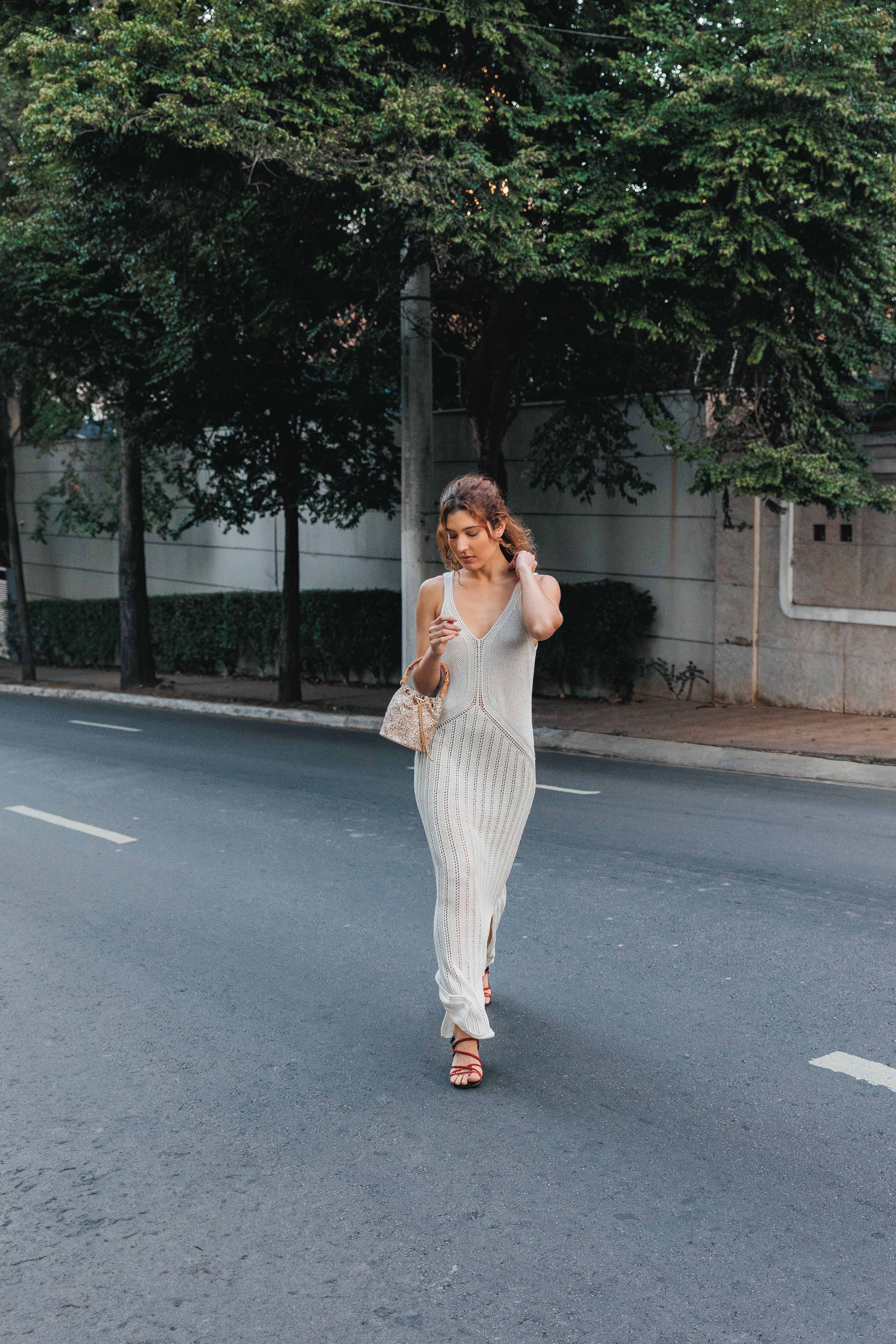 Bolsa Festa Clutch Pouch Pedraria Bege