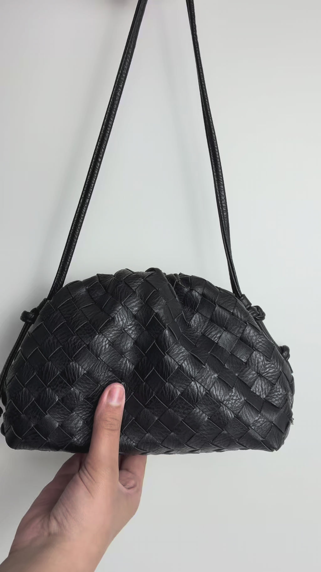 Bolsa Pouch Courvin Preta