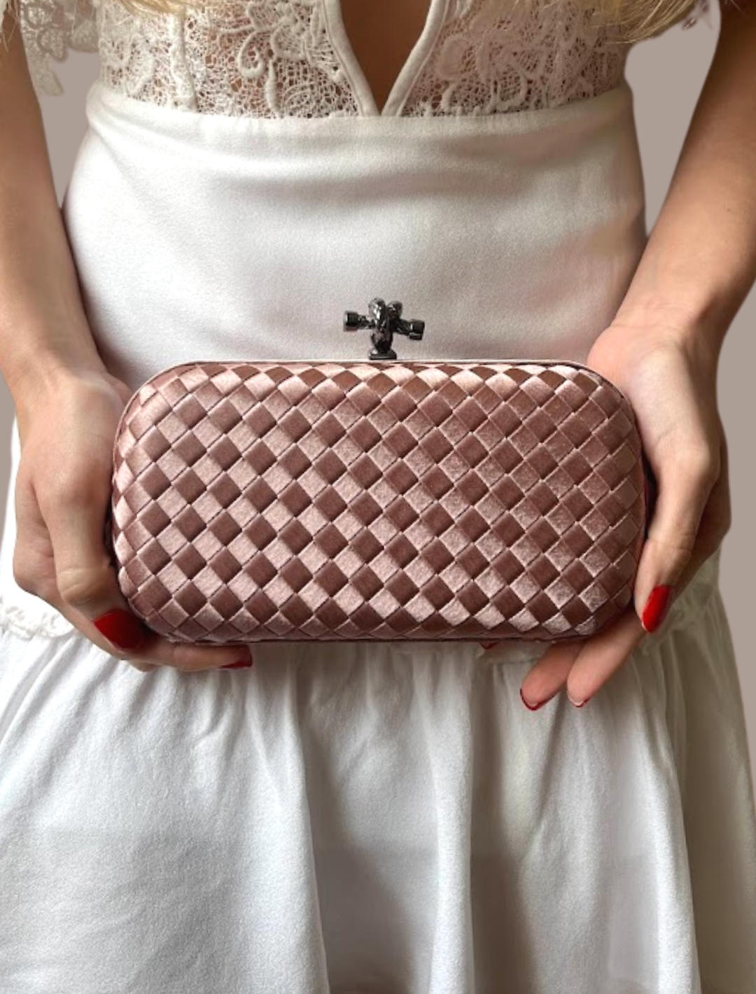 Clutch Tressê Cetim Inspired Pequena Bege